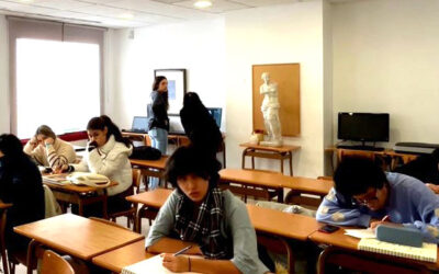 Sabies què són els PROGRAMES DE FORMACIÓ I INSERCIÓ?